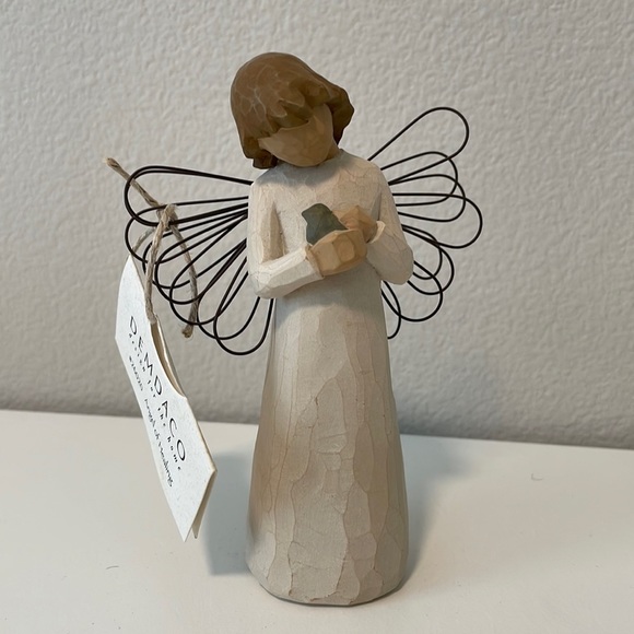 Willow Tree Other - Willow Tree Angel of Healing figurine